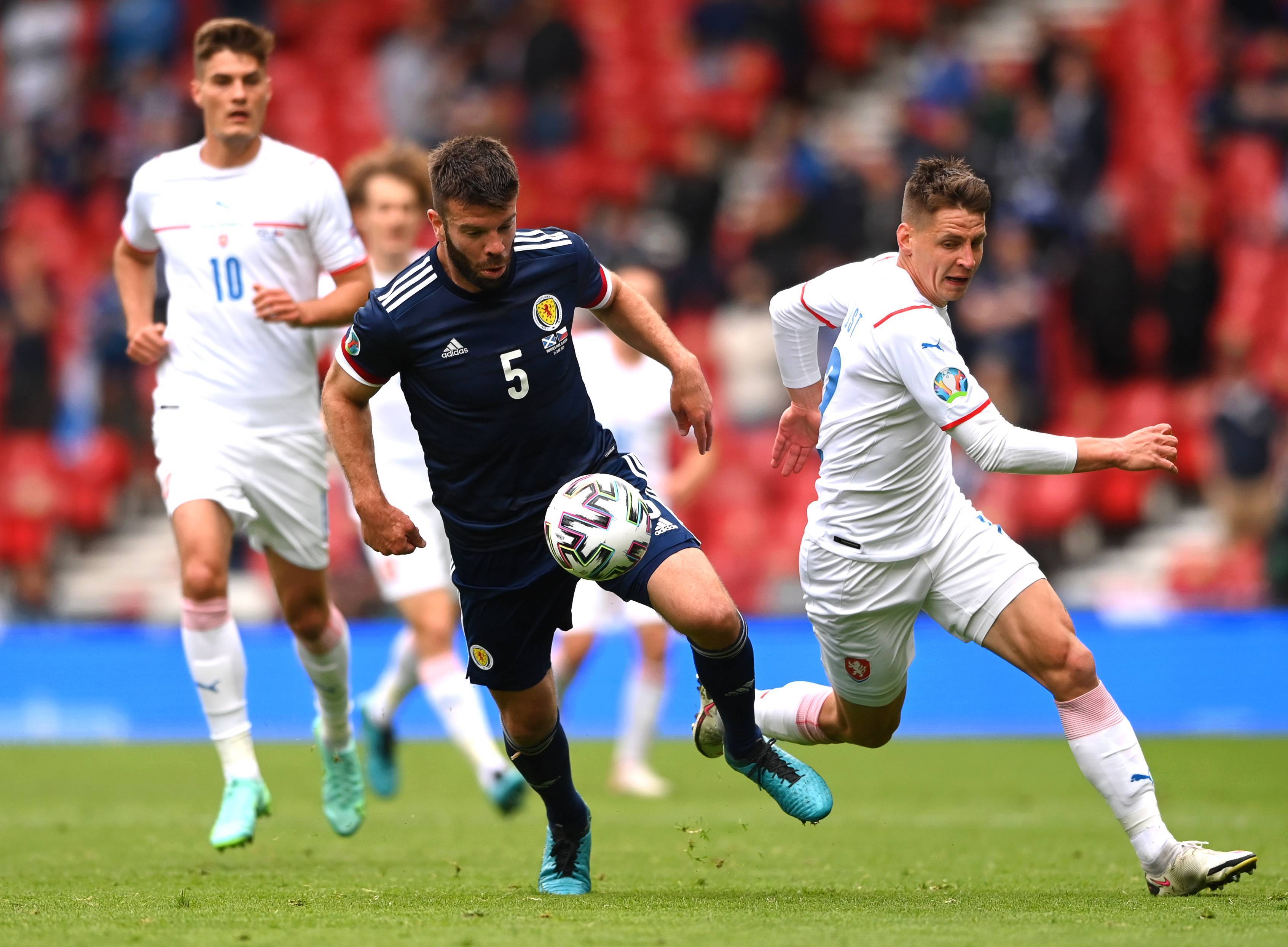 是指连续和 是指连续和